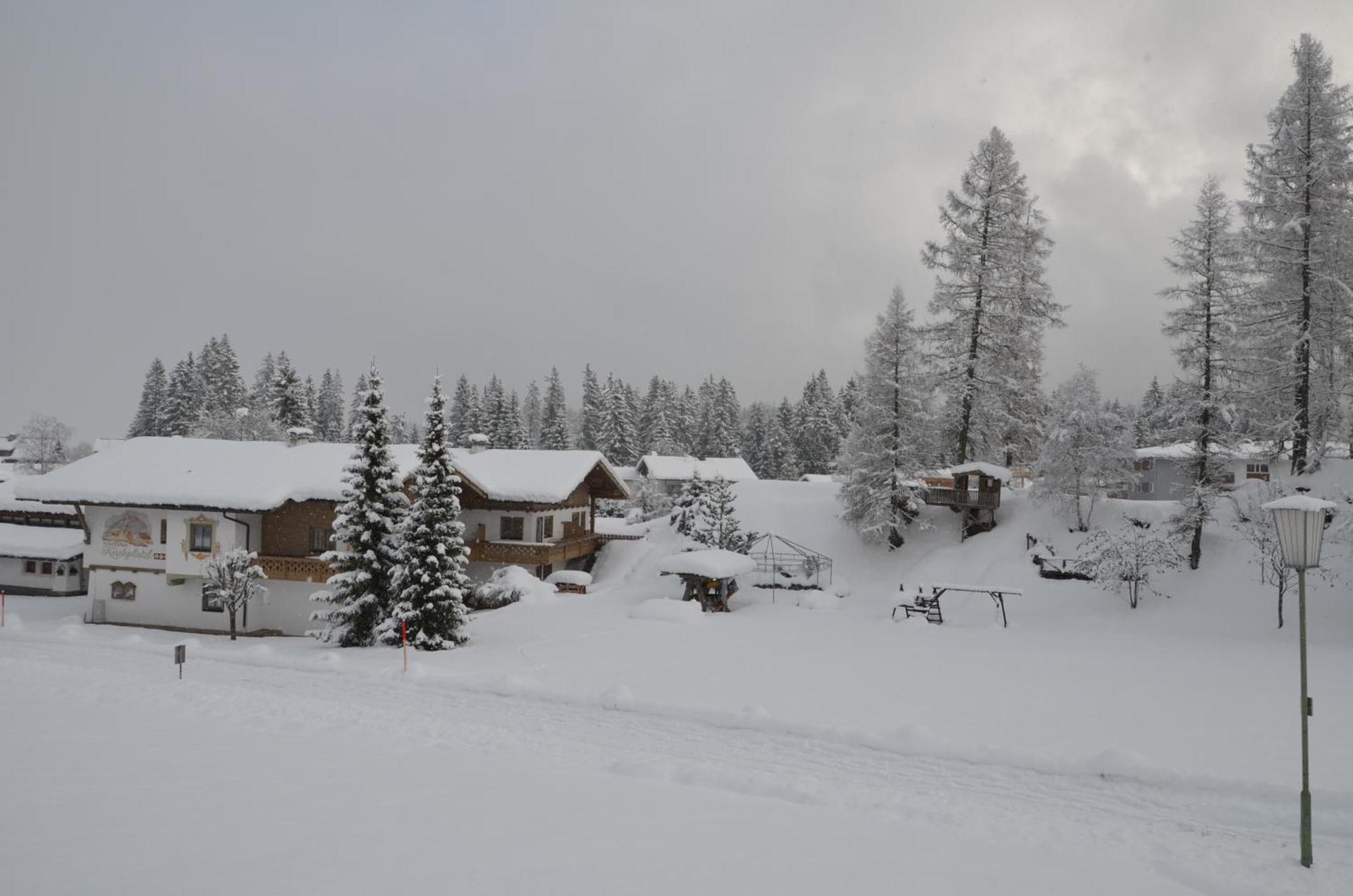 Ferienhaus Kirchplatzl Leutasch Exteriör bild