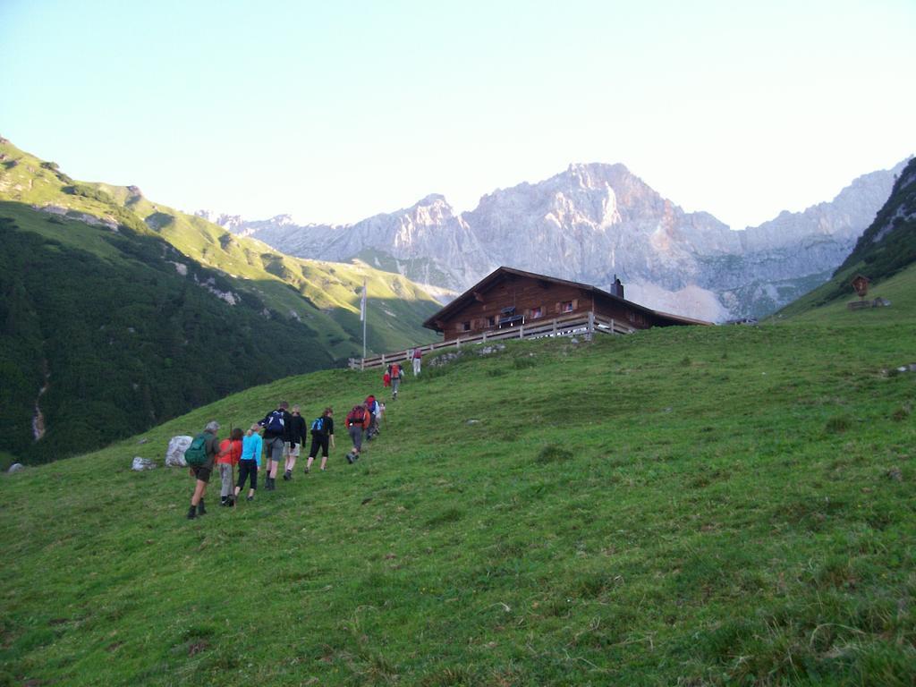 Ferienhaus Kirchplatzl Leutasch Exteriör bild